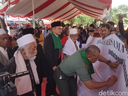 Bersama Ulama Banten, Panglima TNI Teken Deklarasi Anti Hoax
