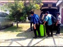 Kesaksian Pejabat Pemkot Tegal soal Rp 300 Juta untuk Amir Mirza