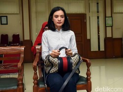 Bolak-balik Gugat Cerai, Ibnu Jamil & Istri Kali Ini Sepakat Pisah