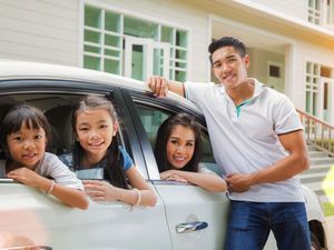 Beli Mobil Keluarga? Pertimbangkan Dulu Hal ini Beli Mobil Keluarga? Pertimbangkan Dulu Hal ini