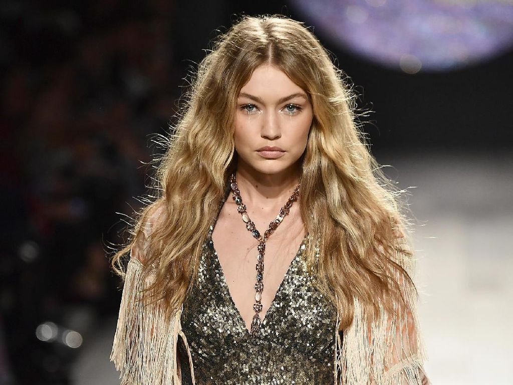 Bahan Dapur yang Dipakai Gigi Hadid Merawat Rambut agar Halus Berkilau Bahan Dapur yang Dipakai Gigi Hadid Merawat Rambut agar Halus Berkilau