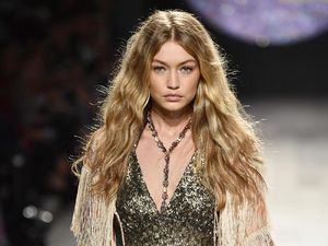 Absen Fashion Show Victoria Secret, Gigi Hadid Dilarang ke China Absen Fashion Show Victoria Secret, Gigi Hadid Dilarang ke China