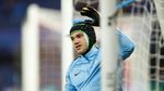Helm Ederson di Markas Feyenoord