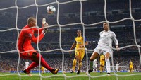 Di menit ke-85, Ronaldo sempat mencetak gol. Tapi gol itu dianulir karena Ronaldo sudah terjebak offside. Foto: Paul Hanna/REUTERS