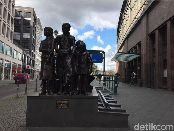 Kesedihan Anak-anak Yahudi di Zaman Nazi