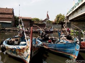 Gelombang Tinggi, Nelayan Jepara Pilih Tidak Melaut