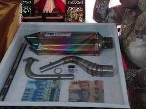 Viral, Pasangan di Magetan Nikah dengan Mahar Knalpot Motor