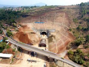 Puluhan Proyek Prioritas Jokowi Belum Selesai, Gimana Nasibnya Setelah 2024?