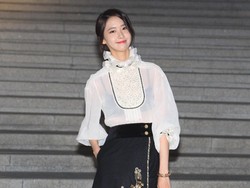 Foto: 10 Benda Wajib Kalau Kamu Ingin Gaya ala Artis Korea Saat Liburan