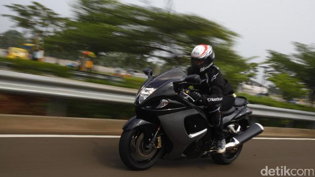 Suzuki Hayabusa, Motor Kencang untuk Penggila Kecepatan