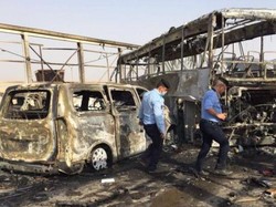 Bom Bunuh Diri dan Penembakan Terjadi di Irak, 50 Orang Tewas