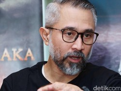 Cara Lukman Sardi Bangun Chemistry dengan Marsha Timothy di Teater