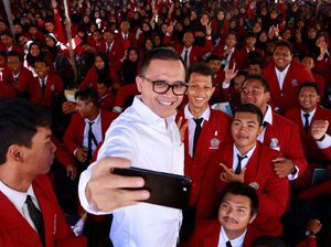 Bupati Anas Minta Mahasiswa Teladani Para Tokoh Bangsa