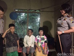 Jokowi Bantu Rp 30 Juta untuk Keluarga Hafidin di Banjarnegara