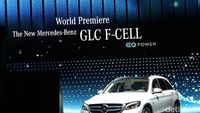 Mercedes-Benz GLC F-Cell Kombinasi Teknologi Fuel Cell dan Baterai