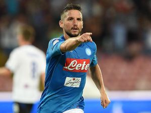 Mertens Rela Kehilangan Gigi Lagi Asalkan Napoli Lolos
