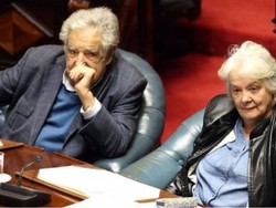 Mantan Gerilyawan Perempuan Menjadi Wapres Uruguay