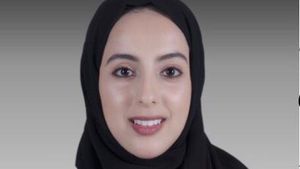 Foto: Ini Shamma Al Mazrui, Menteri Termuda di Dunia dengan Hijab Serba Hitam