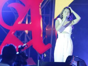 Monita Tahalea akan Menikah Awal Oktober