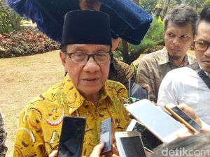 Akbar Usul Ketua DPR Pengganti Novanto dari Pimpinan Komisi Akbar Usul Ketua DPR Pengganti Novanto dari Pimpinan Komisi