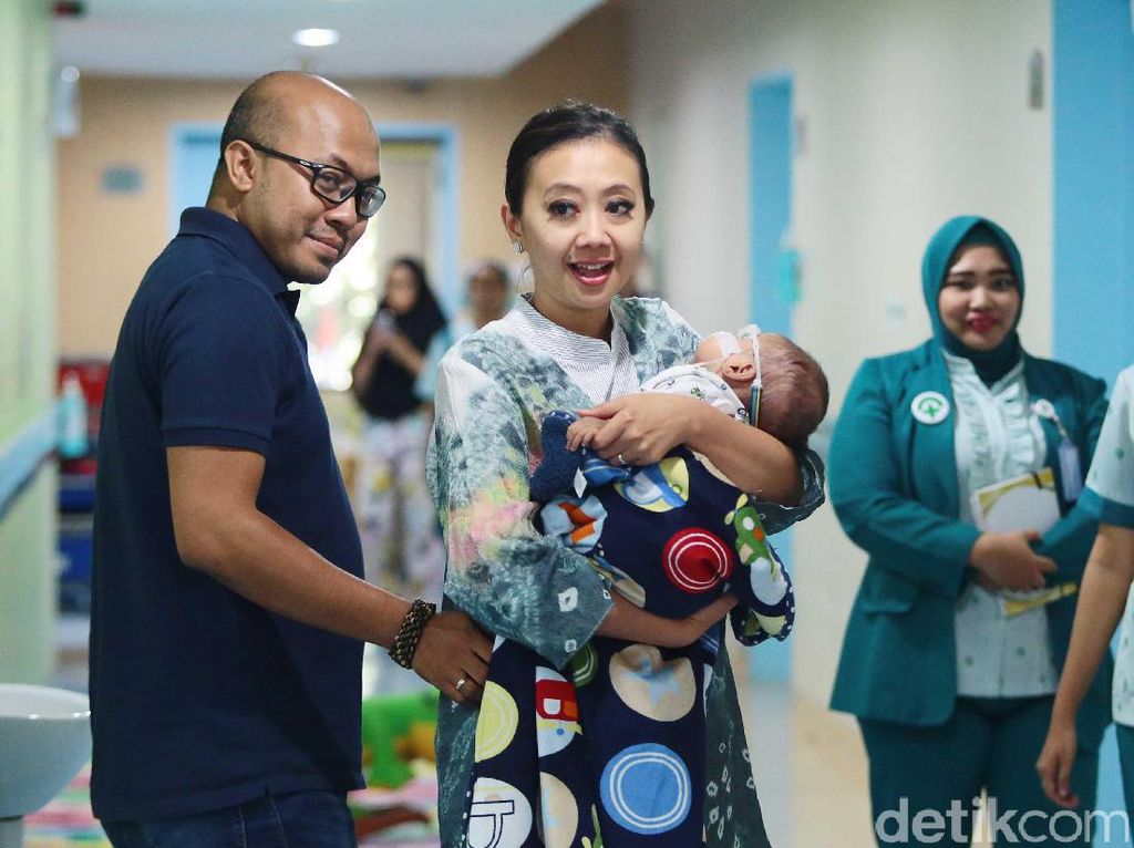 Perkembangan Anak Asri Welas Pasca Operasi Kedua Perkembangan Anak Asri Welas Pasca Operasi Kedua