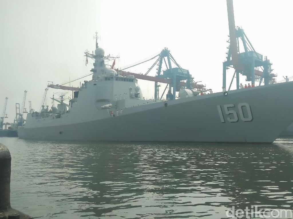 Saat 3 Kapal Perang China Bersandar di Pelabuhan Tanjung Priok