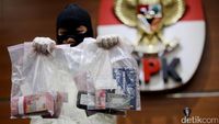 KPK Tunjukkan Uang Suap OTT Kota Banjarmasin