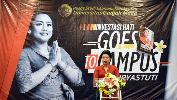 Bupati Eka Promosikan Wisata Tabanan Bali lewat Bedah Buku