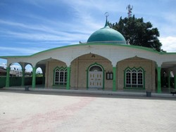 Sholat Jumat di Masjid Raya Toba Samosir