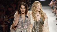Kompak dan Memukau, 12 Aksi Gigi dan Bella Hadid di New York Fashion Week