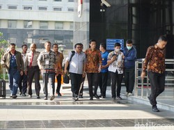 Kena OTT, Ketua DPRD Banjarmasin dan Dirut PDAM Tiba di KPK