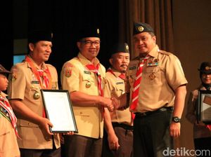 Mau Dipasangkan dengan Dede Yusuf? Ridwan Kamil: Siapa Saja