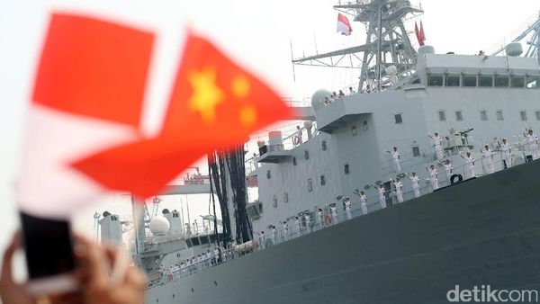 Tiga Kapal Perang China Merapat di Jakarta