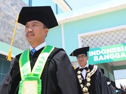 Raih Gelar Honoris Causa, Menpora Bercerita Soal Cita-citanya Jadi Guru