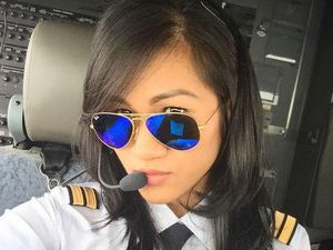 Foto: 8 Wanita Cantik yang Berprofesi Sebagai Pilot
