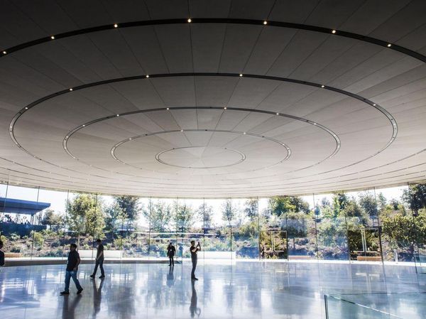 Menjelajah Megahnya Markas Luar Angkasa Apple