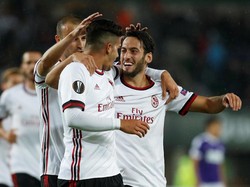 Andre Silva Hat-trick, Milan Lumat Austria Vienna 5-1