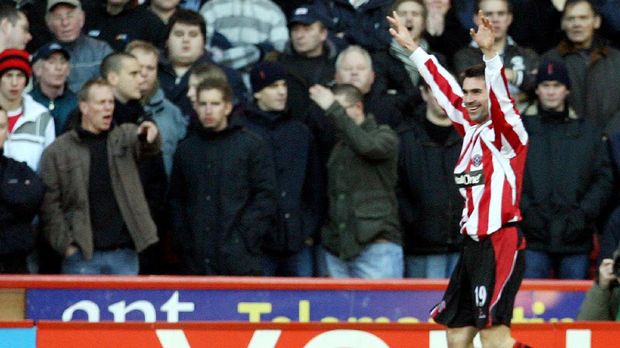 Keith Gillespie melakukan perbuatan konyol pada laga lawan Reading di tahun 2007 silam.