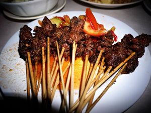 Liburan ke Purwakarta, Wajib Coba Sate Maranggi