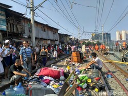 Kebakaran di Belakang Alexis, 6 Orang Terluka