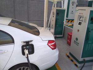 China Minta Para Produsen Mobil Produksi Mobil Listrik pada 2019