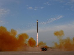 Korut Bersiap Luncurkan Rudal Jelang Latihan Gabungan AS-Korsel