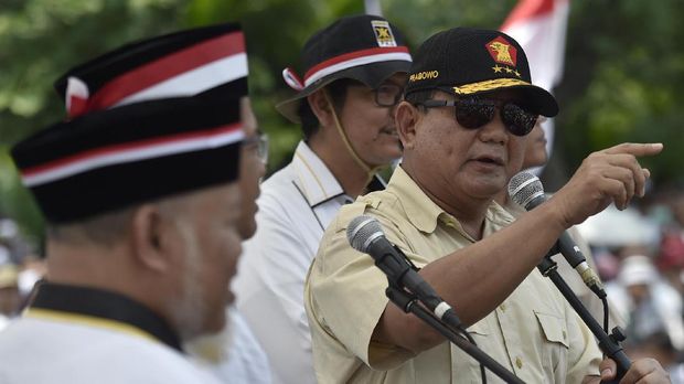 Dalam hasil jajak pendapat berbagai lembaga, Prabowo Subianto disebut memiliki elektabilitas lebih dari 20 persen.