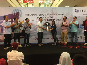 Warga Medan Dapat Mobil dari Aplikasi FIFGROUP Mobile Customer