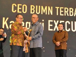 Dirut Bukit Asam Raih Best CEO BUMN Kategori Executor