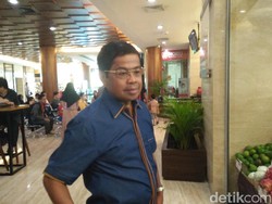 Surat Dukung Emil Disebut Bodong, Idrus Tolak Jelaskan Tanda Tangan