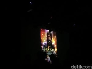 6 Fakta Film Chrisye, Biopik yang Dibintangi Vino G Bastian 6 Fakta Film Chrisye, Biopik yang Dibintangi Vino G Bastian
