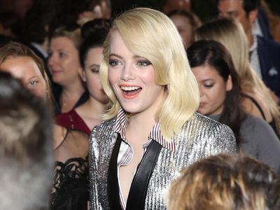 Emma Stone yang Kian Menawan