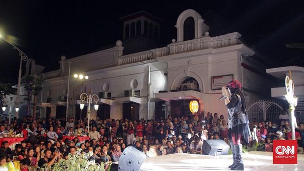 Inka Christie dan Mel Shandy Kembali Nge-Rock di Semarang