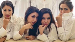 Gaya Nia Ramadhani dan Anggota Girl Squad Pakai Tas Ratusan Juta Rupiah